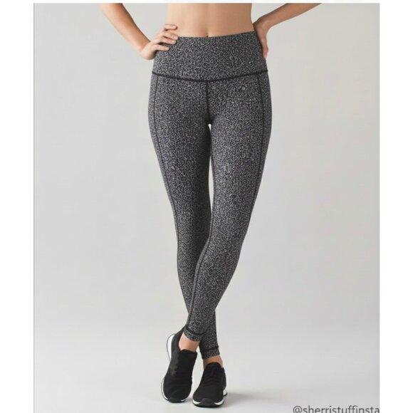 lululemon athletica Pants - Lululemon Wunder Under Hi-Rise 30" Luxtreme Leggings Black White Luon Jacquard 6